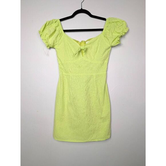 Collective the Label puff sleeve tie front mini dress in lime green US 4 - Picture 3 of 8